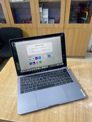 Laptop Apple MacBook Pro 2018 16GB Intel Core i5 SSD 512GB