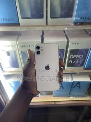 Apple iPhone 11 64 GB White