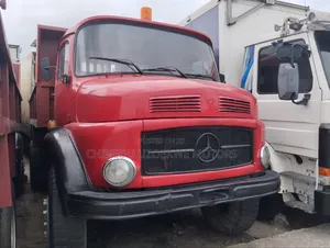Mercedes Tipper 1519