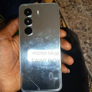 Itel City 100 128 GB Silver
