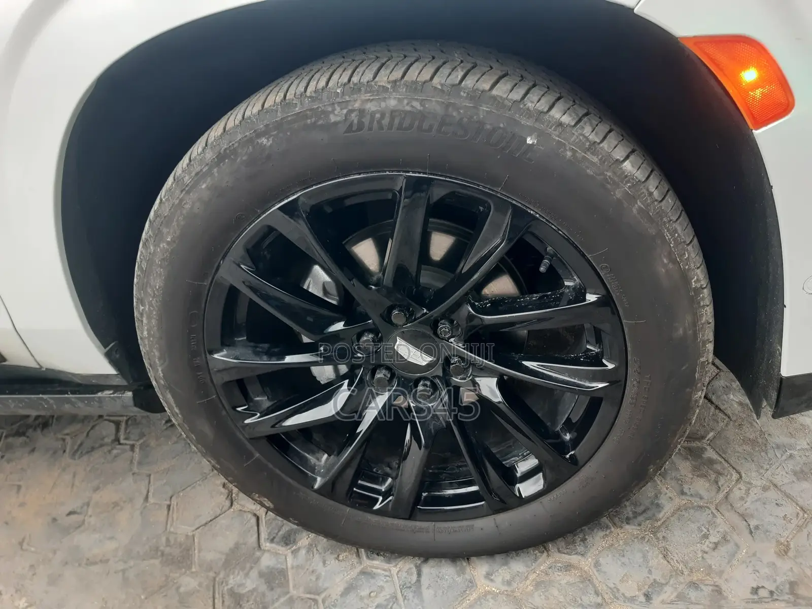 Cadillac Escalade 2024 White