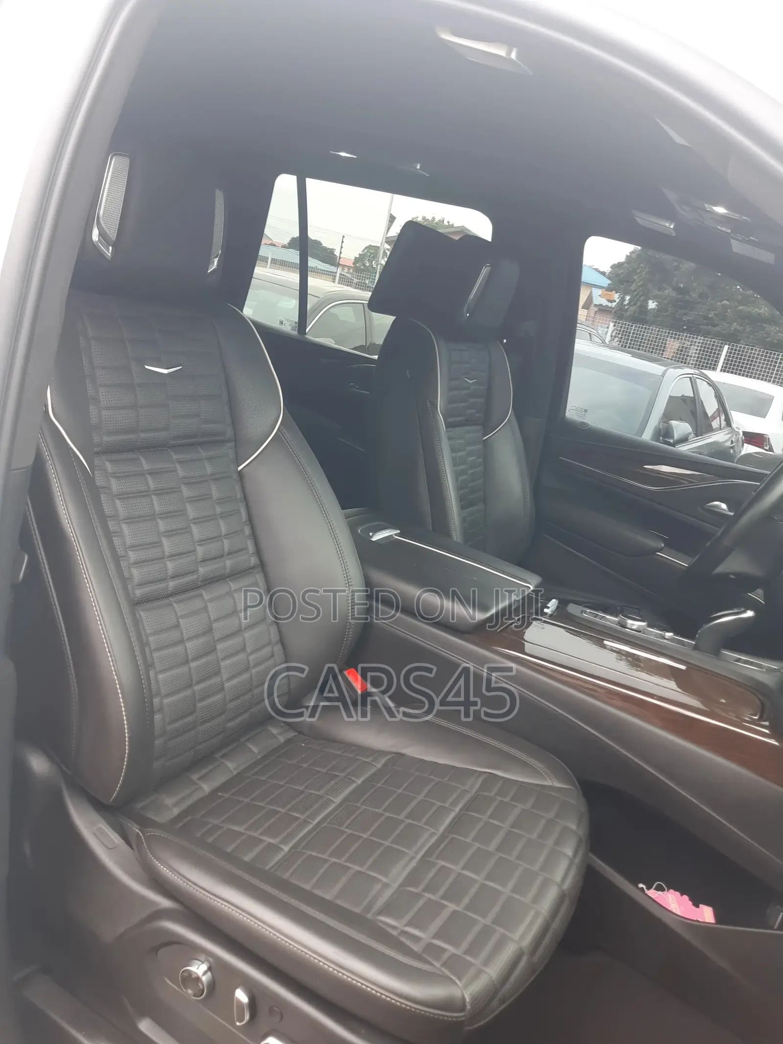 Cadillac Escalade 2024 White