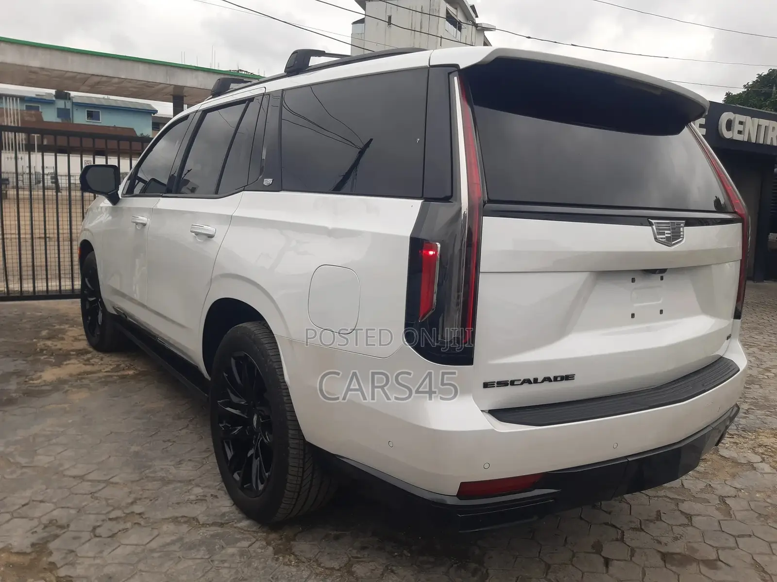 Cadillac Escalade 2024 White