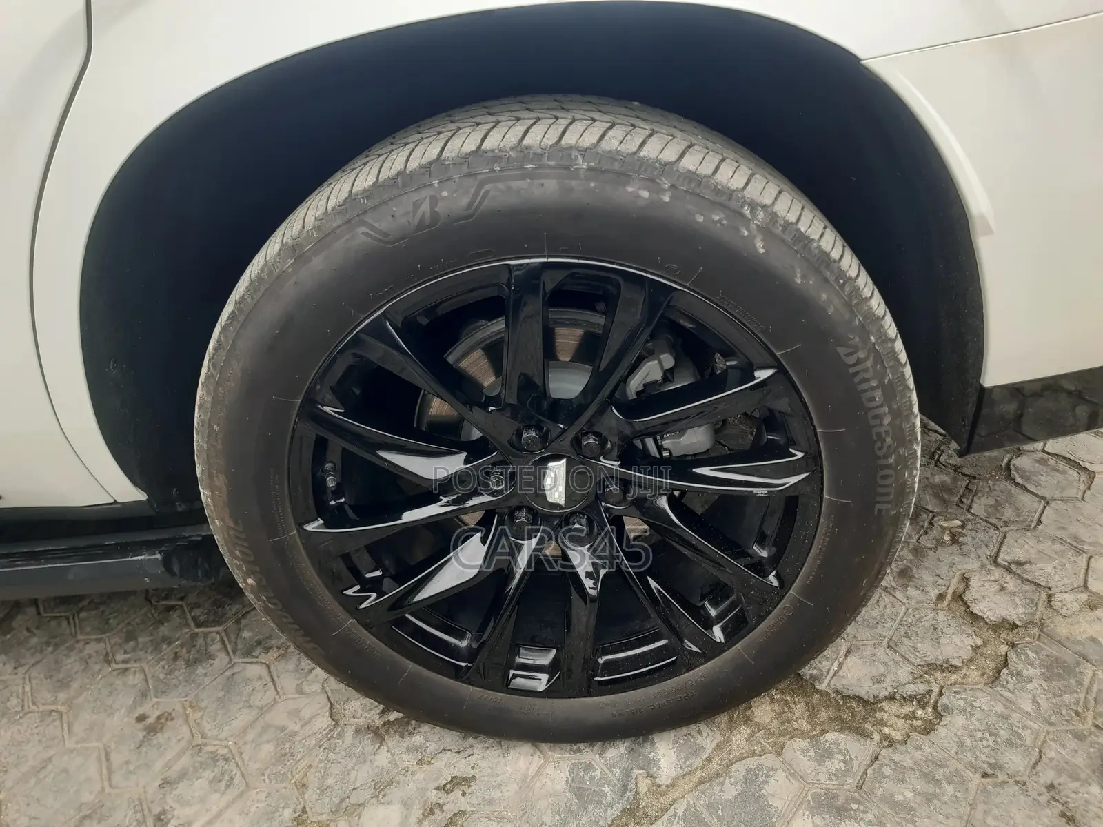 Cadillac Escalade 2024 White