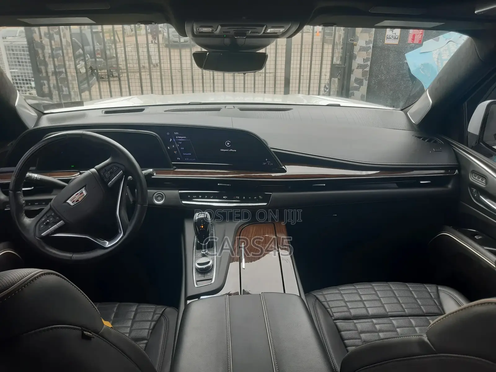 Cadillac Escalade 2024 White