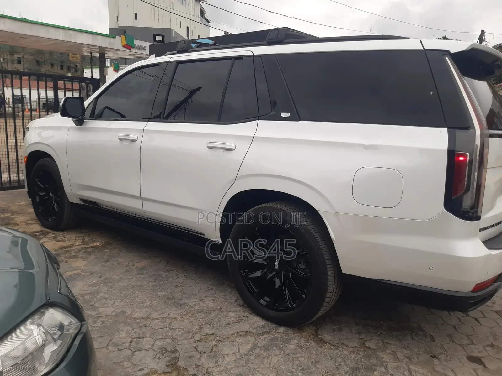Cadillac Escalade 2024 White