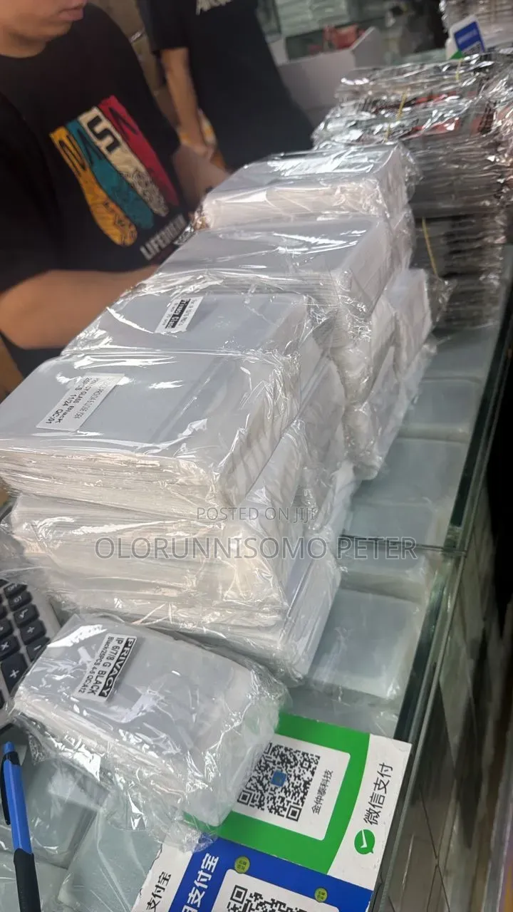 iPhone Screen Guard