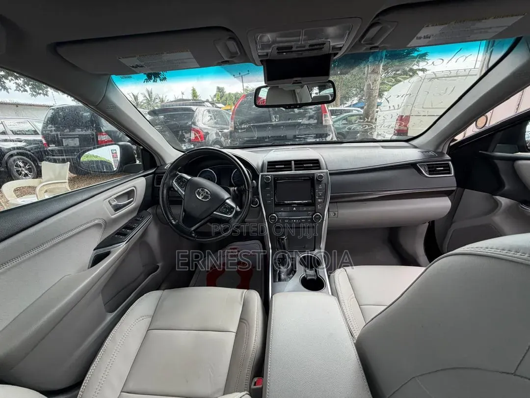 Toyota Camry 2016 Black