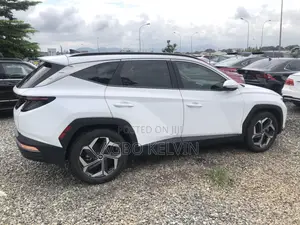 Hyundai Tucson 2022 White