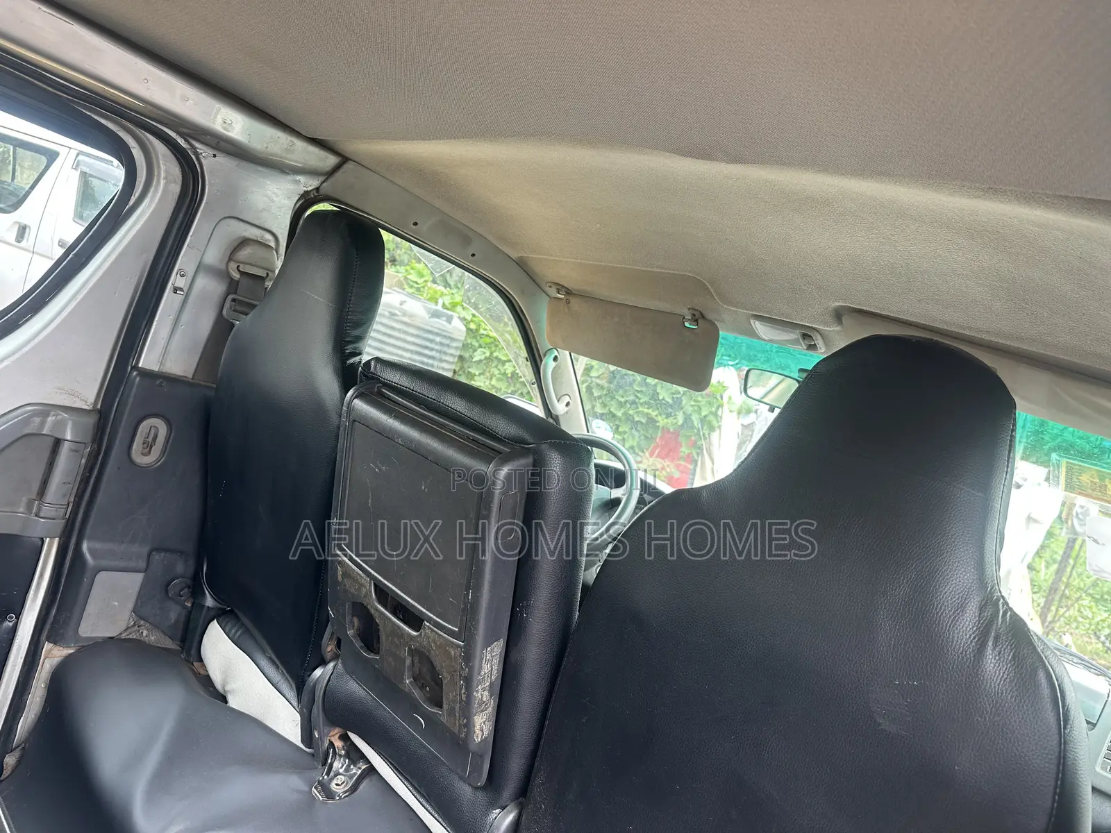 Toyota HiAce 2012 Grey