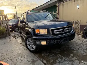 Honda Ridgeline RTL w/Leather 4x4 Crew Cab 122 in. WB 2012 Blue