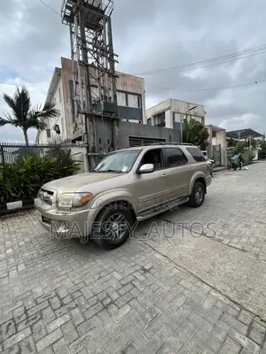 Toyota Sequoia 2008 Gold