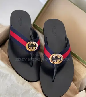 Gucci Slippers Comes With Branded Box