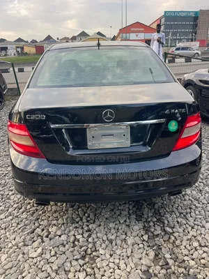 Mercedes-Benz C300 2009 Black