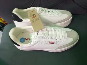 Brand New Levi's Female Sneaker