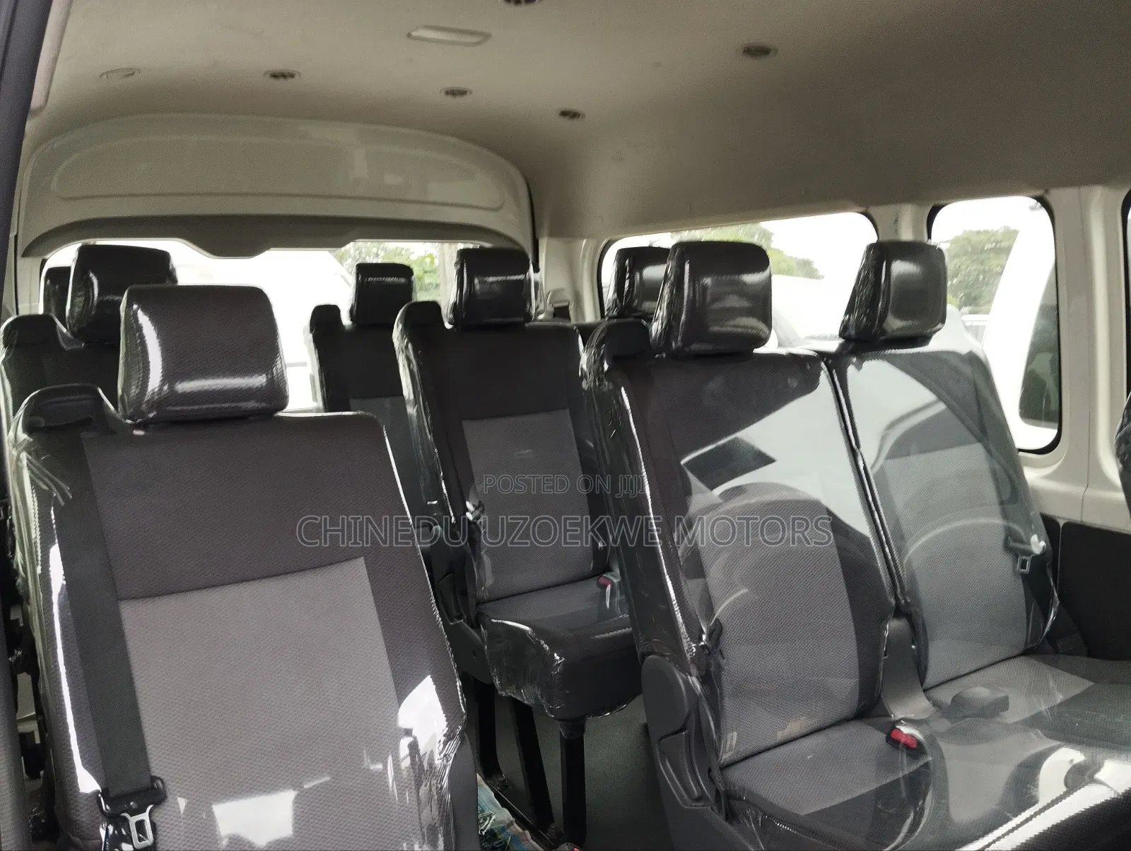Toyota HiAce 2021 White