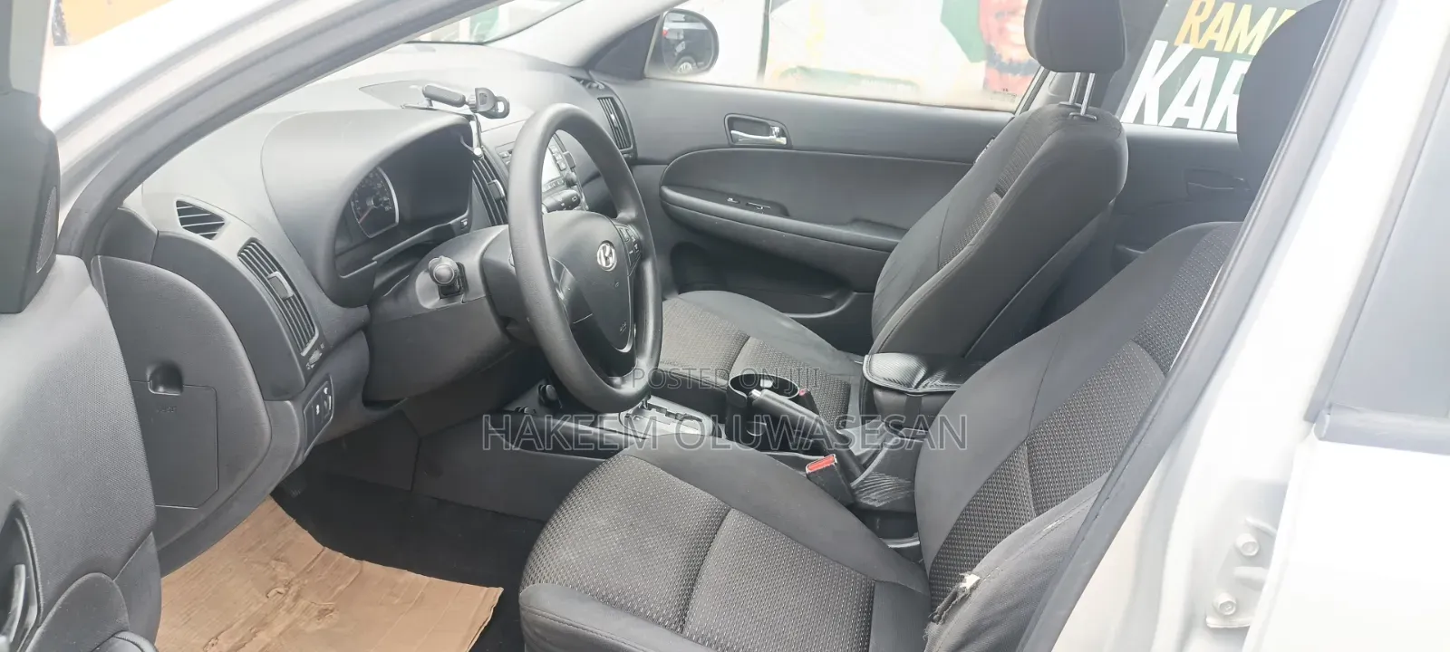 Hyundai Elantra 2011 Silver