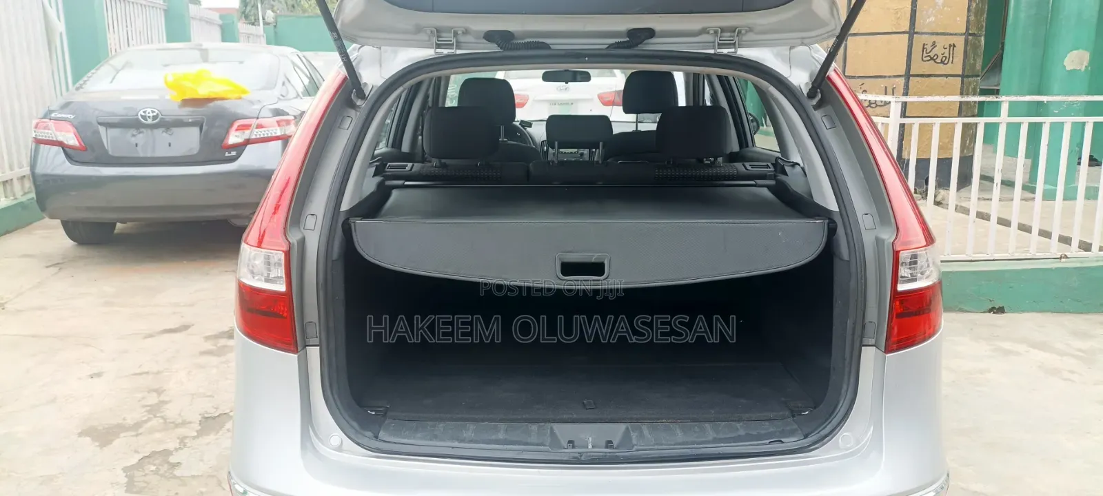 Hyundai Elantra 2011 Silver