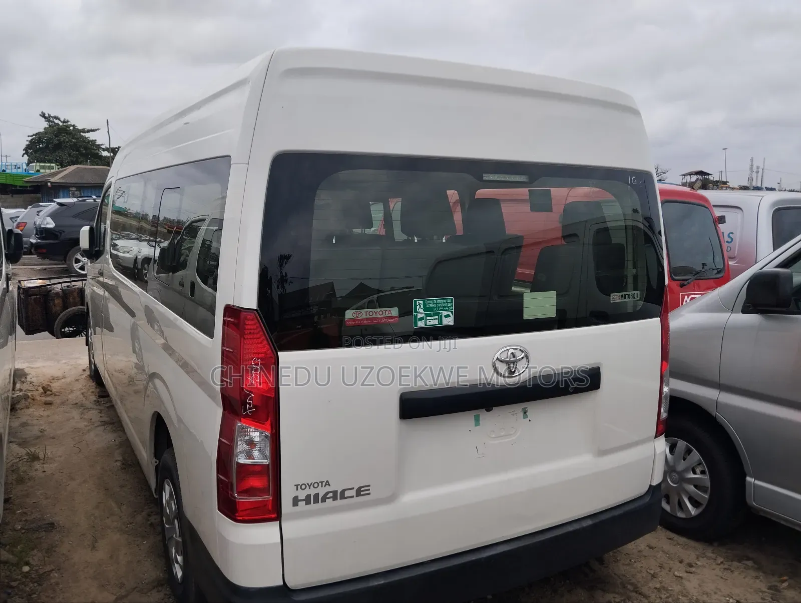 Toyota HiAce 2022 White