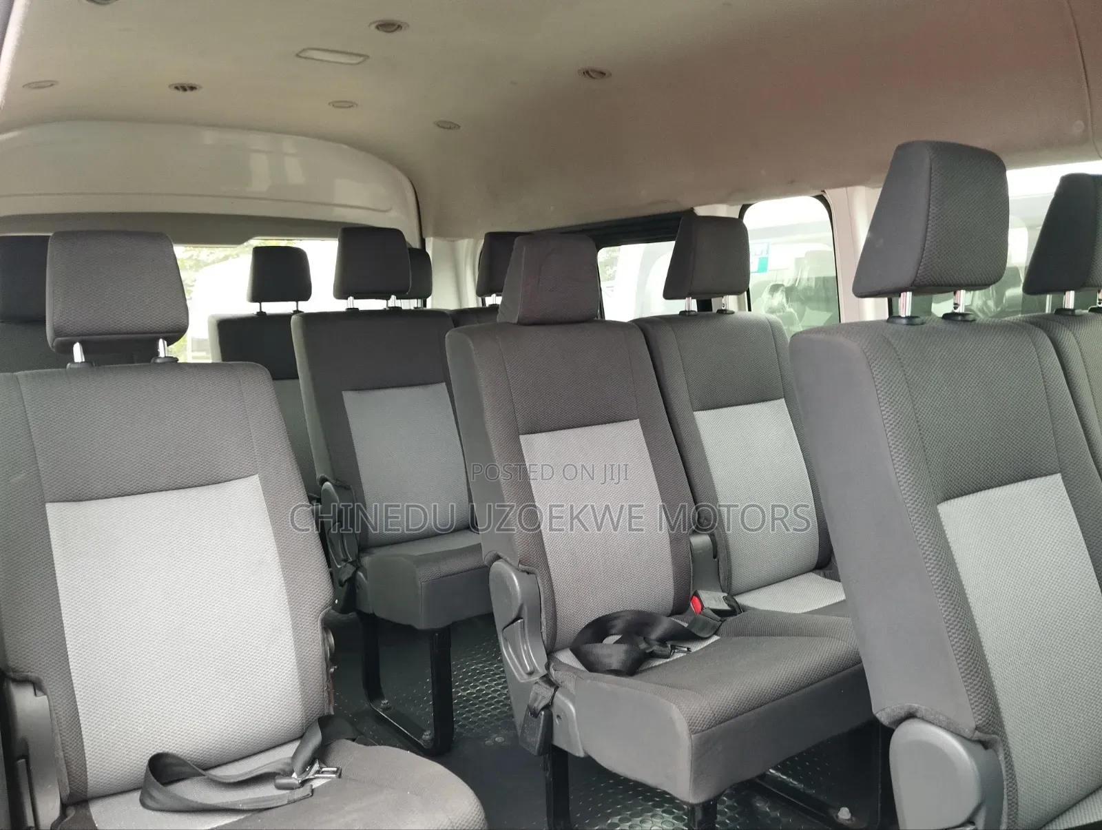 Toyota HiAce 2022 White