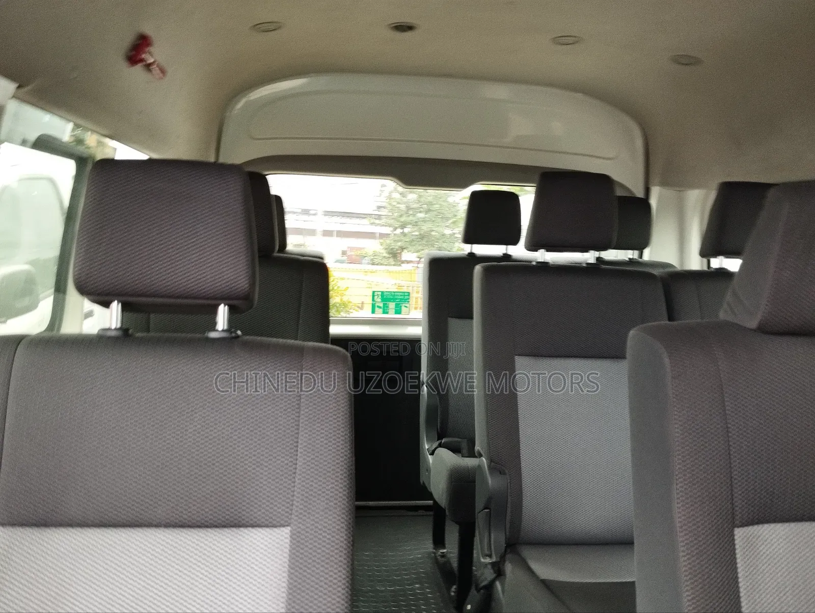 Toyota HiAce 2022 White