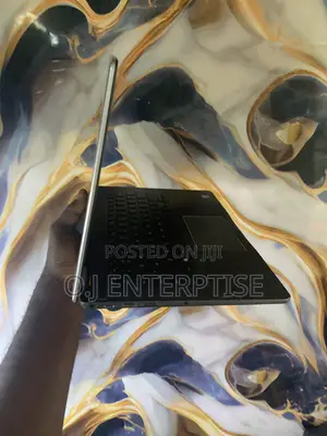 Laptop Dell Latitude 13 3379 8GB Intel Core i5 SSD 256GB