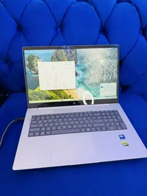 Laptop HP Envy 17 16GB Intel Core Ultra 7 SSD 512GB