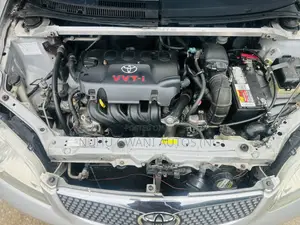 Toyota Yaris 2007 Silver