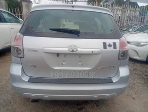 Toyota Matrix 2005 Silver