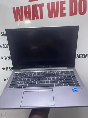 Laptop HP ZBook Firefly G8 8GB Intel Core i5 SSD 256GB
