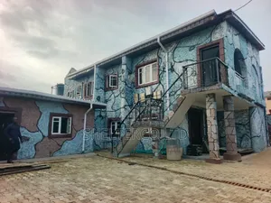 10bdrm Block of Flats in Gated Clos, Omole Phase 1 for sale