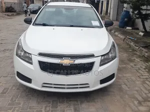 Chevrolet Cruze 2013 White