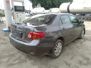 Toyota Corolla 2008 Gray