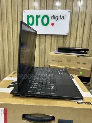 Laptop Asus TUF Gaming F16 32GB Intel Core i7 SSD 1T