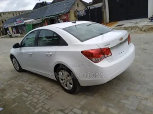 Chevrolet Cruze 2013 White