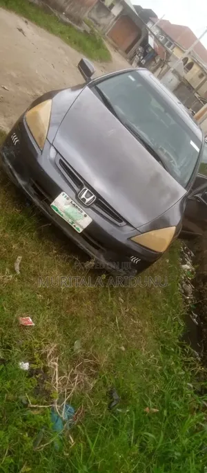 Honda Accord 2002 Gray