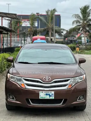 Toyota Venza AWD 2010 Brown