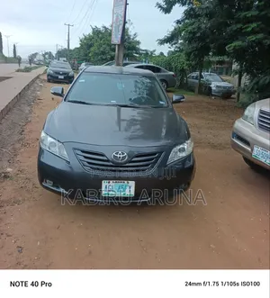 Toyota Camry 2007 Gray