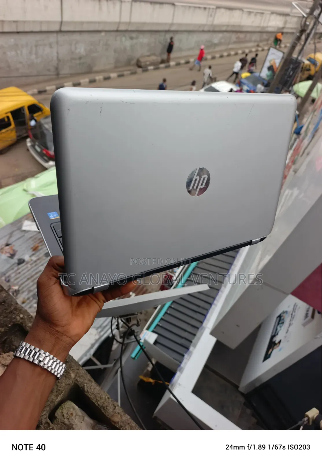 Laptop HP 15-fd0290ns 8GB Intel Core i5 SSD 256GB