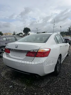 Honda Accord Sport 4dr Sedan FWD (2.4L 4cyl 2A) 2013 White