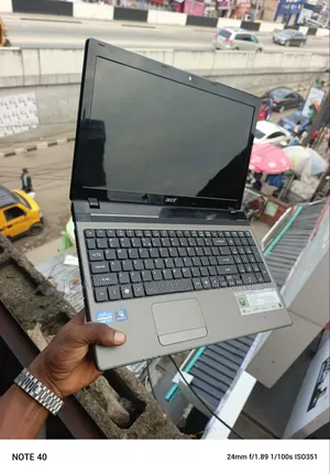 Laptop Acer Aspire 5750 4GB Intel Core i3 HDD 500GB