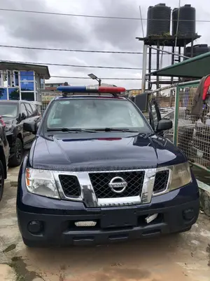 Nissan Frontier Crew Cab LE 4x4 2007 Blue