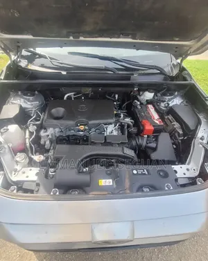 Toyota RAV4 2021 Silver