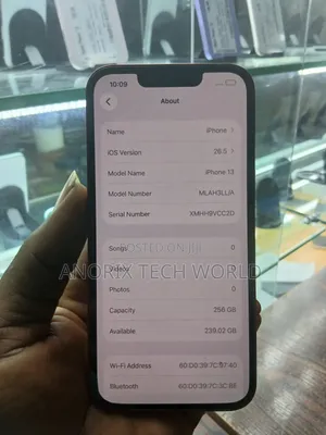 Apple iPhone 13 256 GB Red