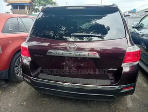 Toyota Highlander 2013 Burgundy