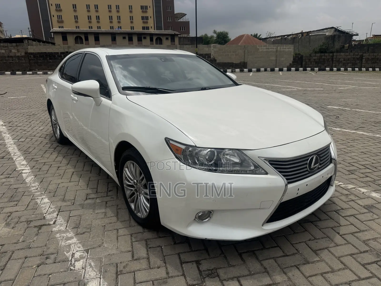 Lexus ES 2013 White