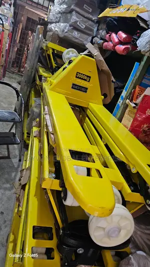 Pallet Jack (3 Tons)