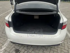 Lexus ES 2013 White