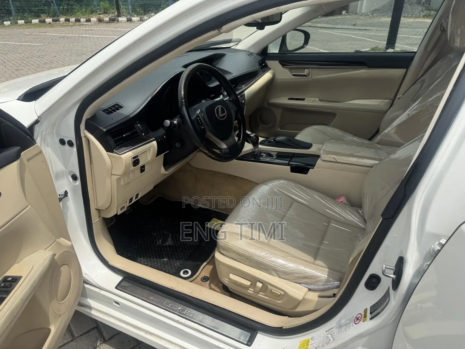 Lexus ES 2013 White
