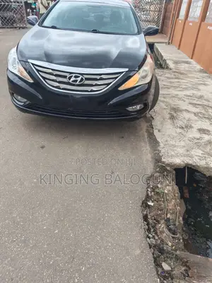 Hyundai Sonata 2013 Black